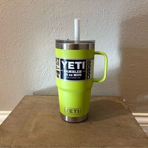 YETI Rambler 25 oz Mug with Straw Lid - Chartreuse